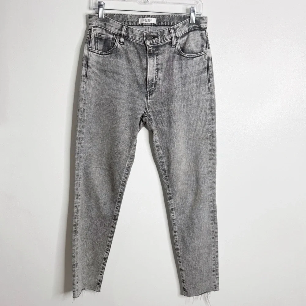 NWOT Moussy Vintage Light Black Skinny Jean Raw Hem Size 27 Designer‎ Minimalist